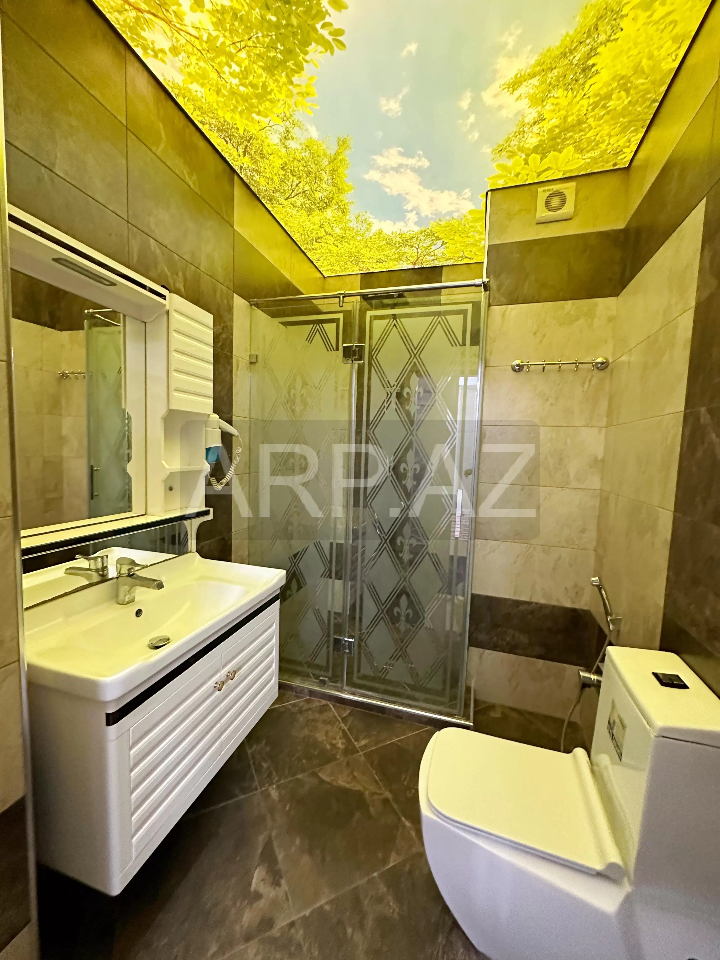 Ağ Şəhərdə 3 otaqlı mənzil kirayə verilir gallery image