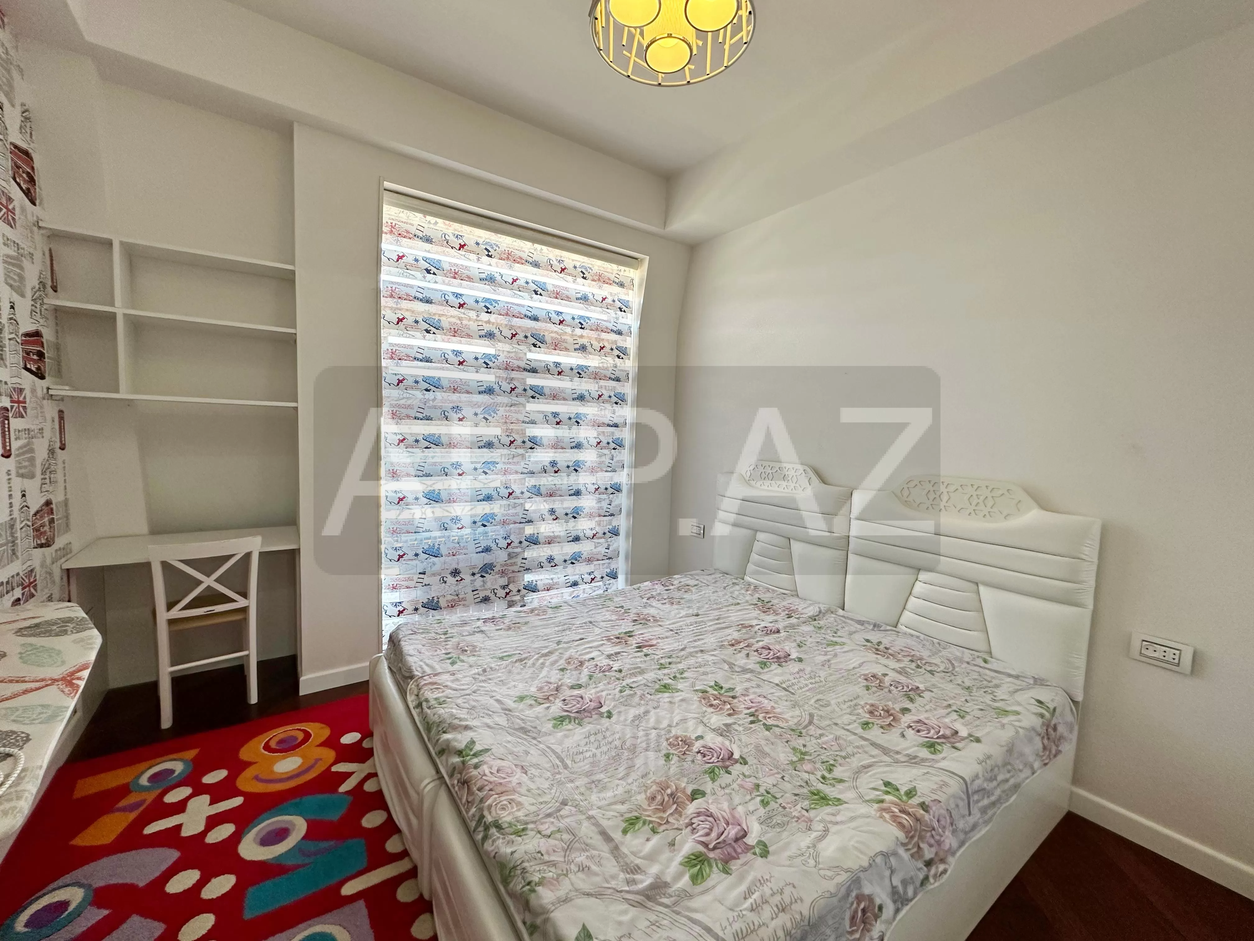 Ağ Şəhərdə 3 otaqlı mənzil kirayə verilir gallery image