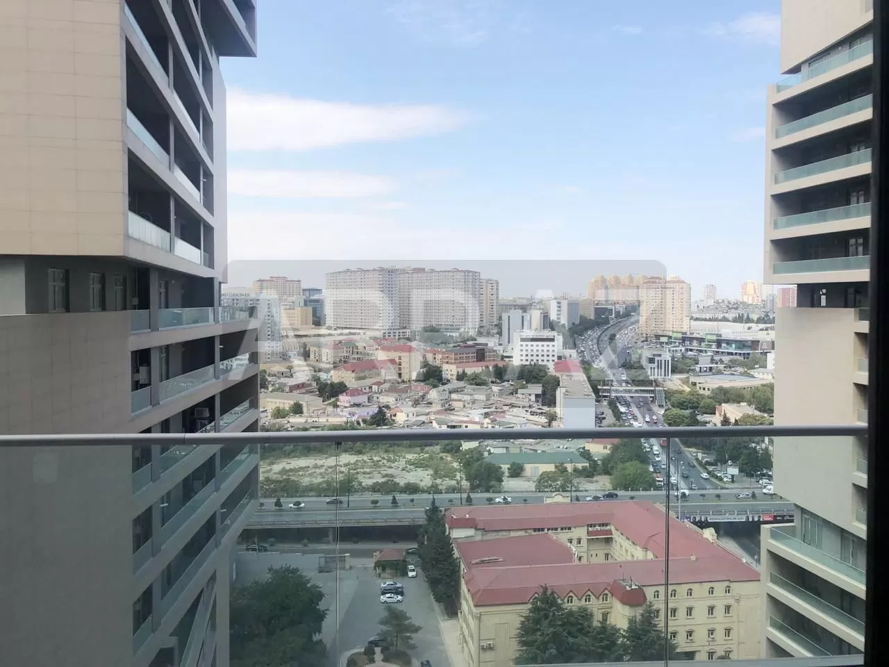 Grand Hyatt-da 3 otaqlı mənzil kirayə verilir gallery image